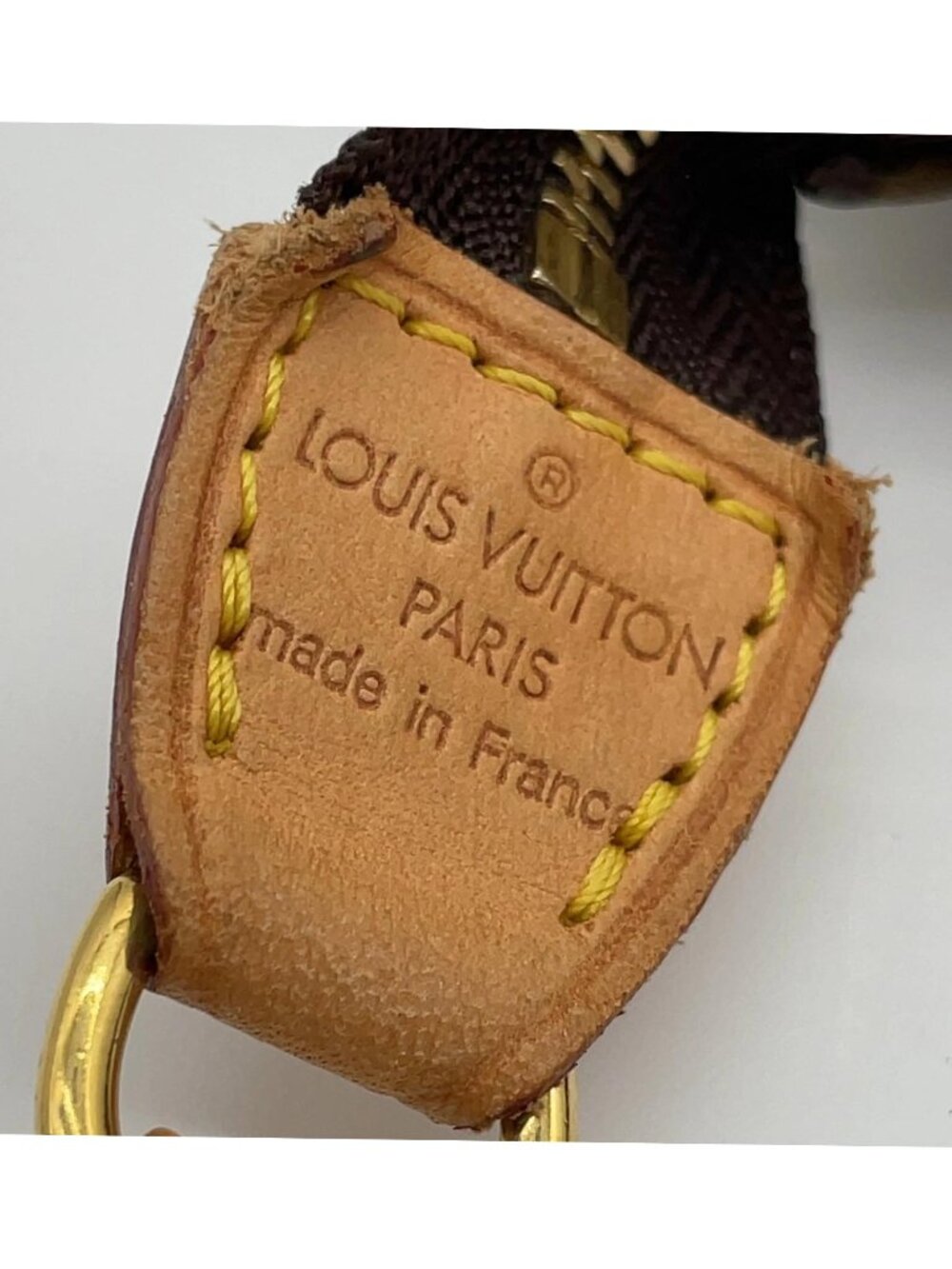 Authentic Louis Vuitton Pochette Accessoires Monogram Canvas Shoulder Bag - Picture 13 of 16
